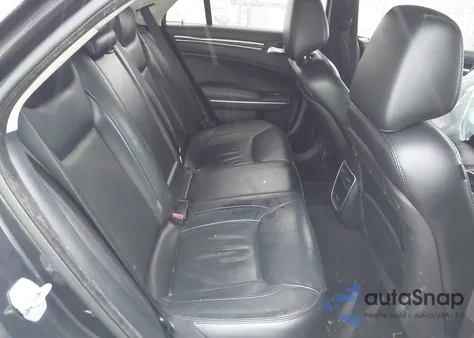 2015 Chrysler 300 Limited z USA, uszkodzony, nr VIN 2C3CCAAG4FH864211